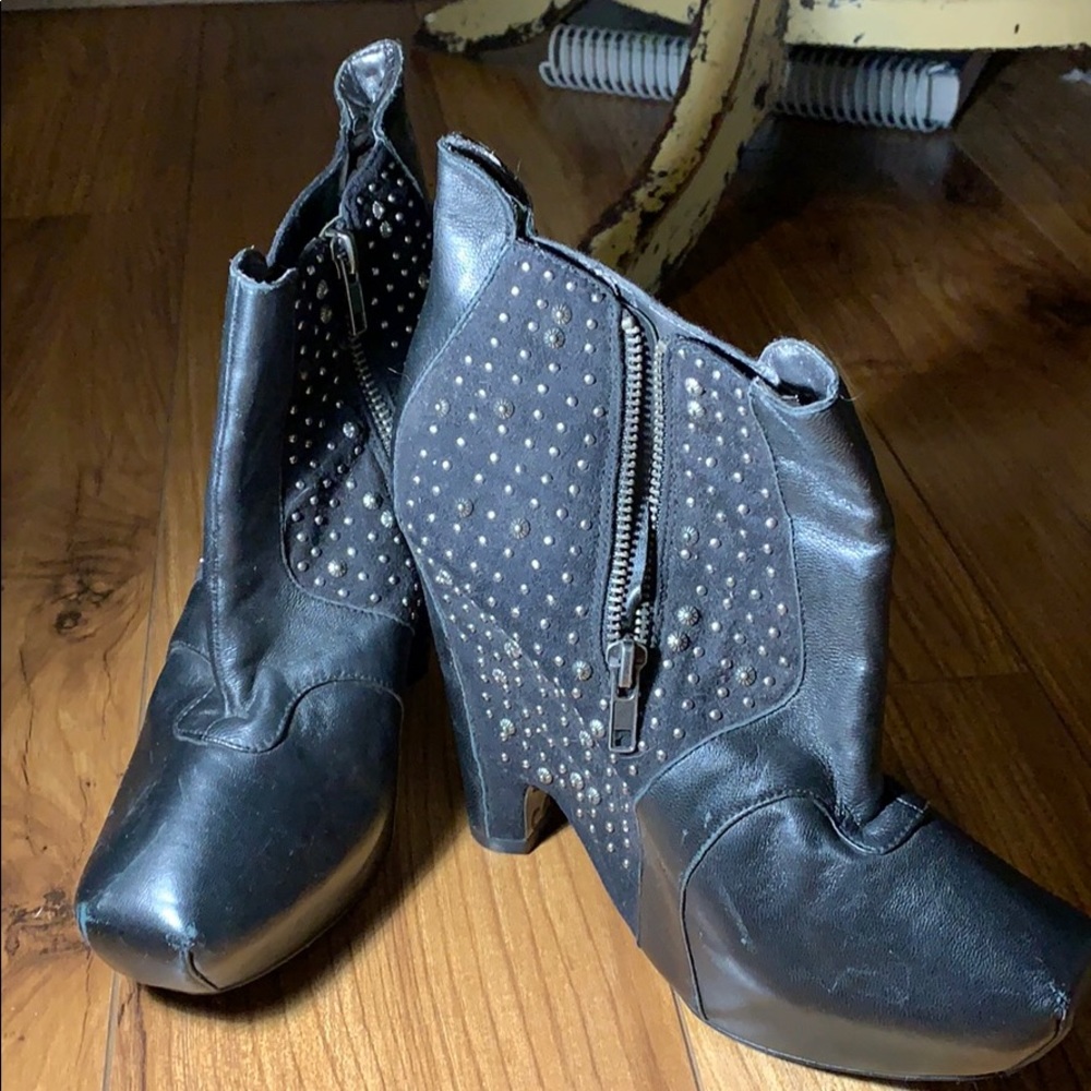 Funky Sam Edelman ankle boots